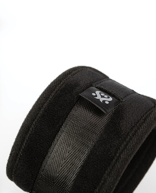 Sei Mio Neck Firmly in Check Adjustable Neck &amp; Wrist Restraint Kit - Black